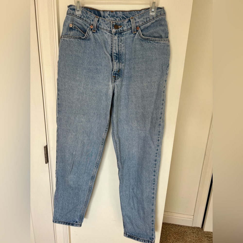 Vintage Levi’s 512 slim fit tapered leg